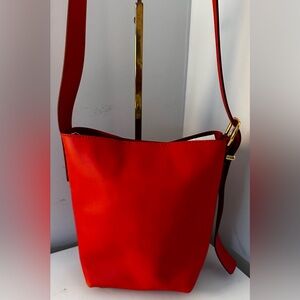 Madewell Essential Mini bucket crossbody bag - red